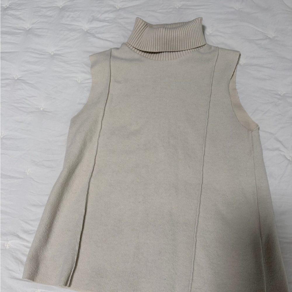 Zara Cream Sleeveless Turtleneck Knit Top